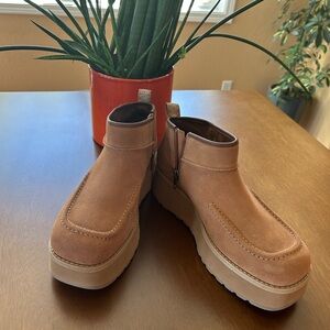 UGG Cityfunc Ultra Mini Tan Suede Platform Ankle Boots